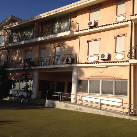 Hotel Monreale ซาร์ดารา ภายนอก รูปภาพ